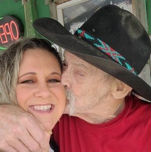 Meet your Posher, Chelsea mae